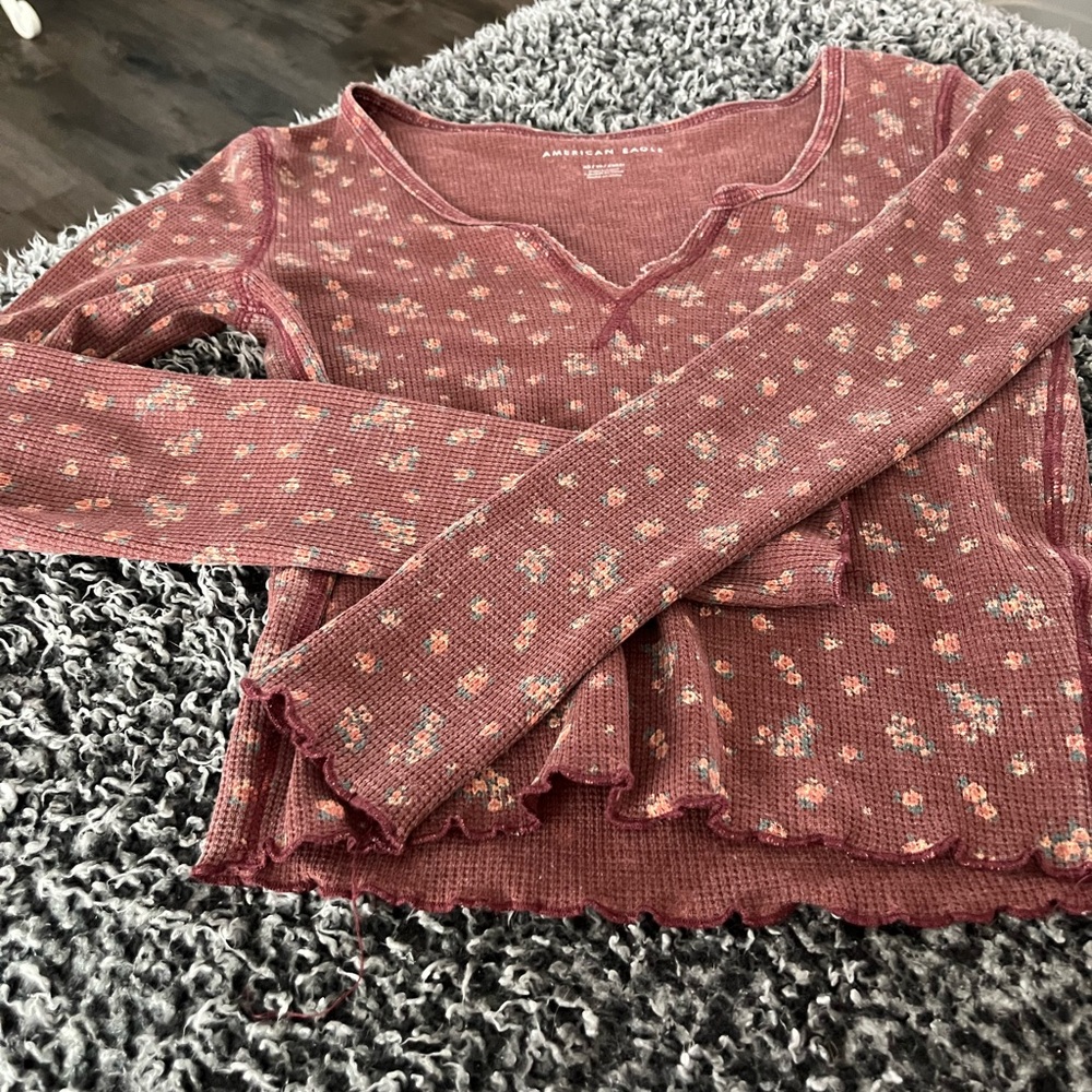 American Eagle Pink Floral Long Sleeve Top